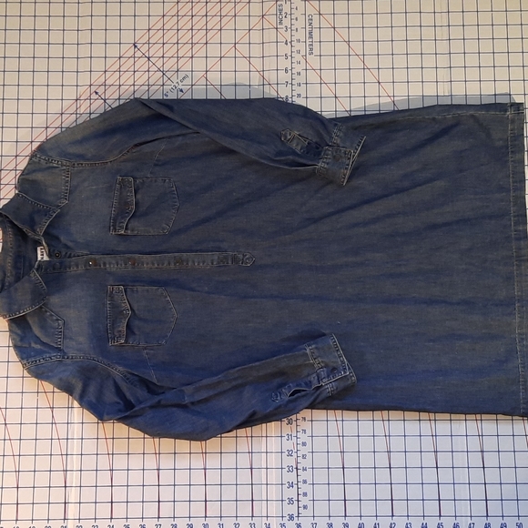 🌻 2/$30 Old Navy Denim Shirt Dress - Picture 1 of 7